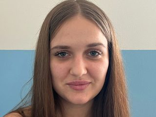 Juliana Gunton webcam model