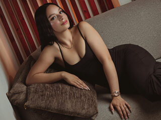 Live Chat with Valentinna Ferrer on Flirt4Free