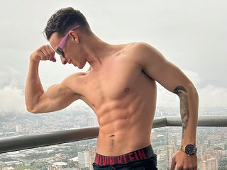 Nøgenchat med Walker Brown på Live Cam ⋆ FLIRT SHOW ⋆ Webcamsex med amatører