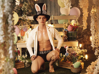 Walker Brown profile