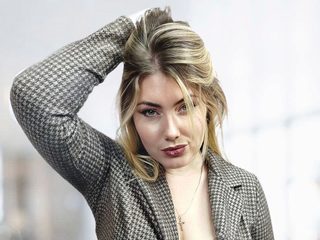 Nude Chat with Sofia Lux on Live Cam ⋆ FLIRT SHOW ⋆ Webcam Sex With Amateurs