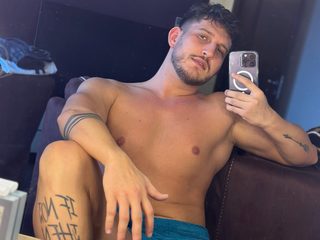 Rony Hunt on Flirt4Free and RICams