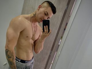 1 On 1 Sex Cams - Dante Read Norway Alt Text Streamray-Cams