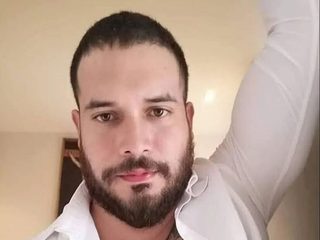 Witygan Andres Live Cam on Flirt4Free