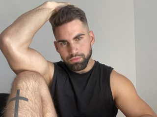 Watch Alexis Laffont live on cam at Flirt4Free