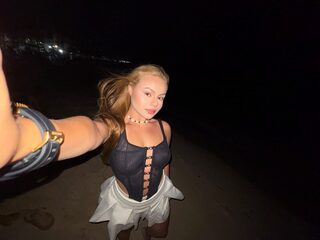 Chloe Bonnet