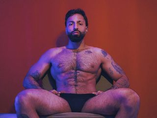 James Vicent live cam model at Flirt4Free