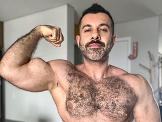 Matt Bancock Live Cam on Flirt4Free