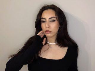 Scarlett Evie