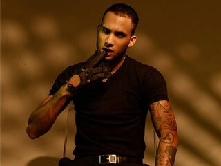 Magnus Frost profile