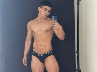 Sam Rodriguez Live Cam and Profile on UnifiedCams