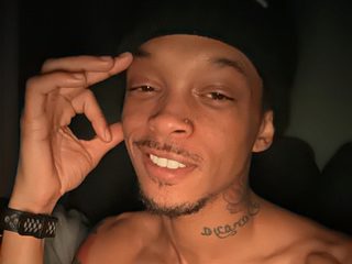 Darius Walker Live Cam and Profile on UnifiedCams