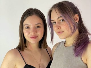 Odelia Farlow & Odelina Gummer nude live cam