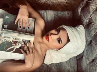Oxana Fedorova nude live cam