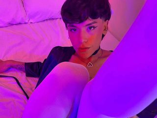 1 On 1 Sex Cams - Danii Brown English Alt Text Streamray-Cams