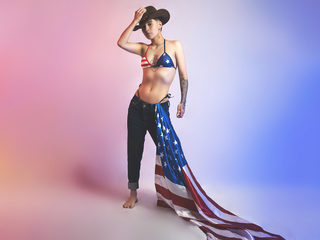 Michelle Delucas nude live cam