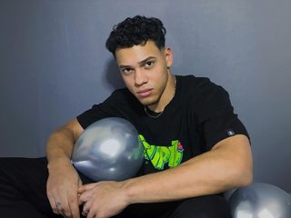 Jacob Eddoumi Live Cam and Profile on UnifiedCams