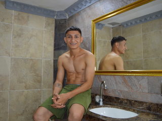 Zamir Vanegas Live Cam and Profile on UnifiedCams