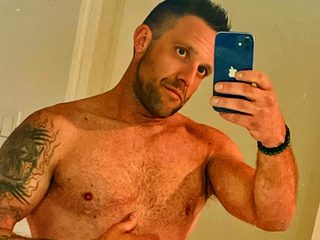 Buck Boone Live Cam on Flirt4Free