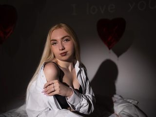 Nøgenchat med Beatrice Lady på Live Cam ⋆ FLIRT SHOW ⋆ Webcamsex med amatører