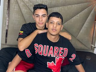 Dereck & James Live Cam on Flirt4Free