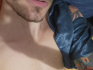 Armando Essence Live Cam on Flirt4Free