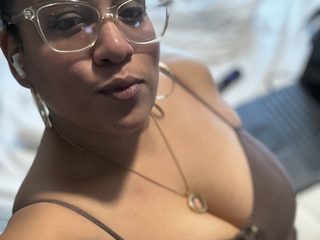 Jada Eve Live Cam and Profile on UnifiedCams