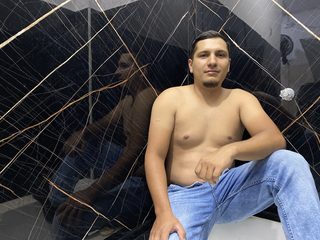 Tomas Jimador Live Cam and Profile on UnifiedCams