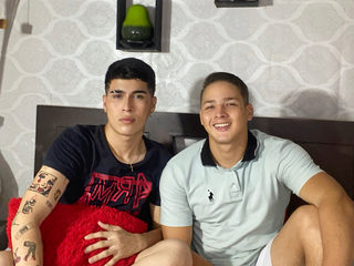 Aiden & Thiago Live Cam on Flirt4Free