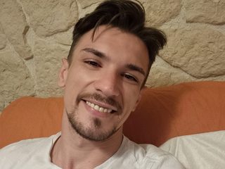 Floriss Man Live Cam on Flirt4Free