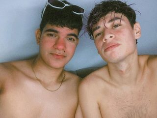 Noe & Ricardo Live Cam on Flirt4Free