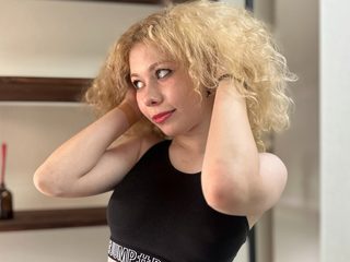 Thea Dodson Live Cam on Flirt4Free