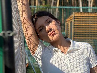 Alberta Coppedge live cam model at Flirt4Free