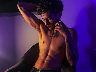 Demon Michell Live Cam on Flirt4Free