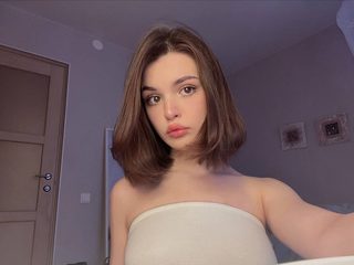 1 On 1 Sex Cams - Clover Halloway German Alt Text Streamray-Cams