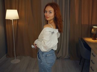 Elva Gambee live cam model at Flirt4Free