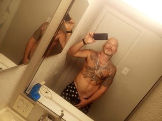 Allen North live cam model at Flirt4Free