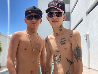 Dan & Tayle live cam model at Flirt4Free