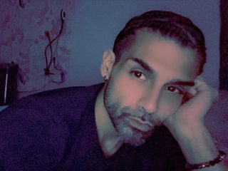 Reza Akbar Live Cam and Profile on UnifiedCams