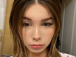 Nakenchatta med Elvia Hazlett på Live Cam ⋆ FLIRT SHOW ⋆ Webcamsex med amatörer