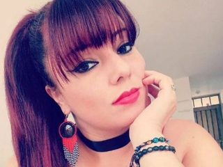 Kristal Valenzuela live cam model at Flirt4Free