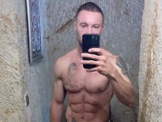 Profile and Statistics for Tyu Sage on Flirt4Free