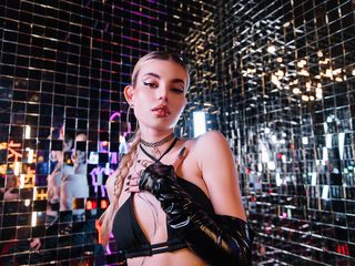 Nakenchat med Linda Reacher på Live Cam ⋆ FLIRT SHOW ⋆ Webkamerasex med amatører