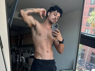 Addam Bernarnd profile