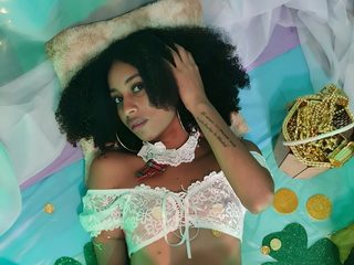 1 On 1 Sex Cams - Yaya Hilton German Alt Text Streamray-Cams