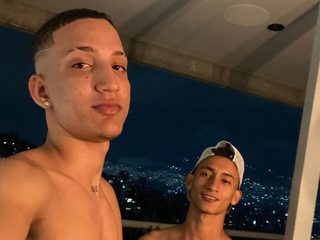 Watch  Zaiin & Kylian live on cam at Flirt4Free