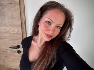 1 On 1 Sex Cams - Vivienne Carter English Alt Text Streamray-Cams