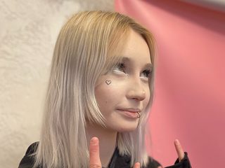 Nakenchatta med Hild Dilley på Live Cam ⋆ FLIRT SHOW ⋆ Webcamsex med amatörer