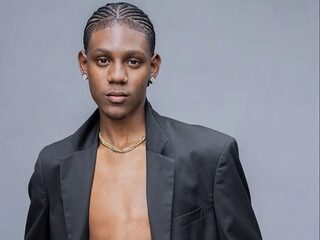Drakee Smith profile