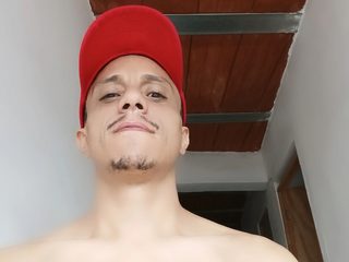 Estevez Francois live cam model at Flirt4Free